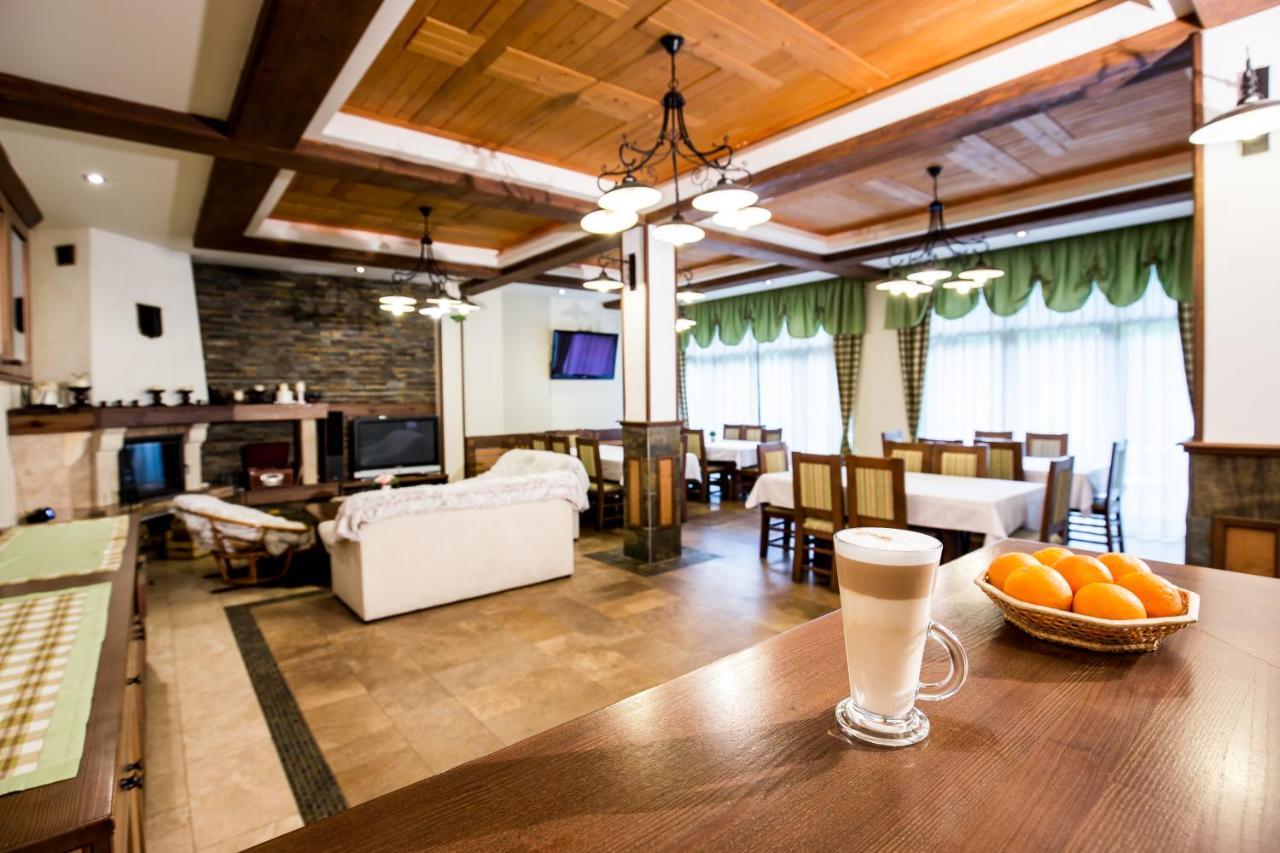Hotel River Retreat Lotrioara Esterno foto