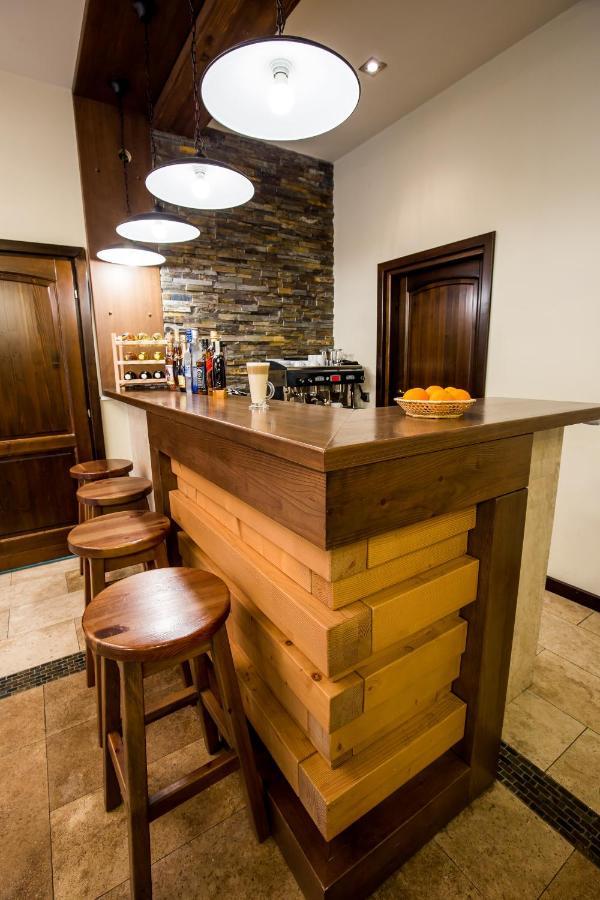 Hotel River Retreat Lotrioara Esterno foto